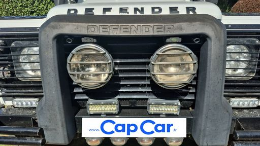 Land Rover Defender 90 2.2 TDCi 122 4WD - SE – 2012 – 134095 km – Diesel – Boîte Manuelle — photo 2