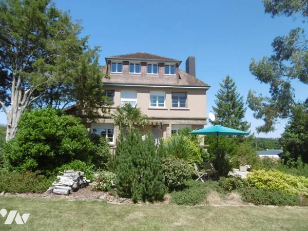 Maison 7 pièces 147 m²