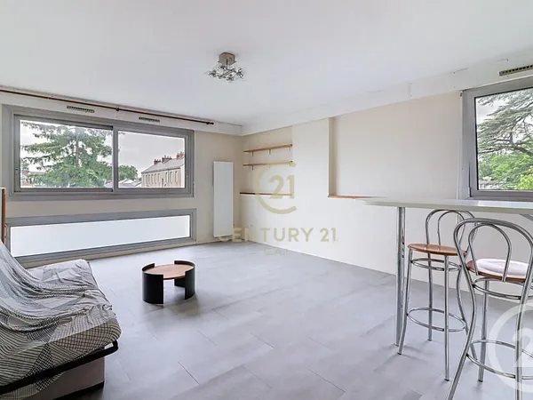 Studio 1 pièce 37 m²