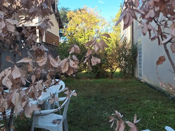 Appartement 2 pieces avec jardin