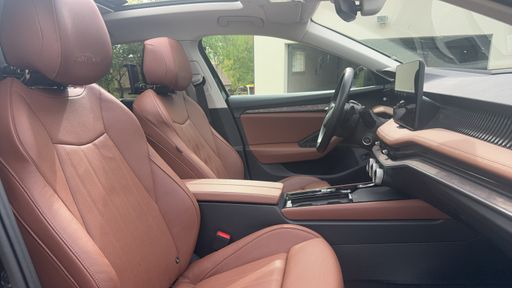 Skoda Superb Combi 1.5 TSI 150 mHEV DSG7 - Laurin & Klement – 2024 – 43063 km – Hybride essence – Boîte Automatique — photo 25