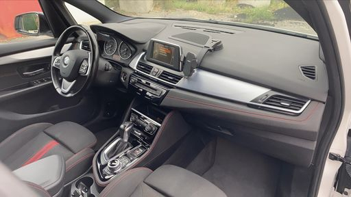 BMW Serie 2 Active Tourer 218d 150 Steptronic8 - Sport – 2017 – 155569 km – Diesel – Boîte Automatique — photo 22