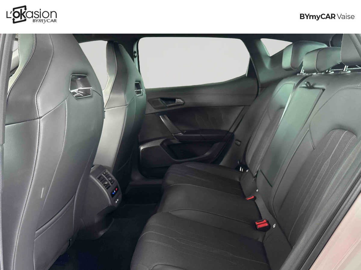 Cupra Leon 1.5 eTSI 150 ch DSG7 — photo 12