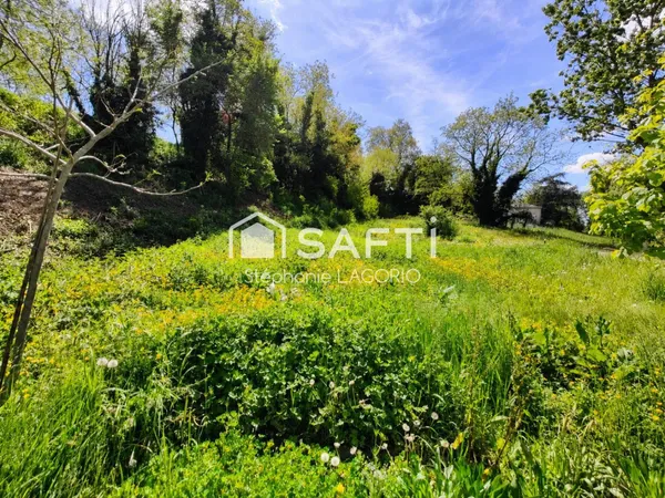 Terrain à bâtir viabilisé de 629 m²