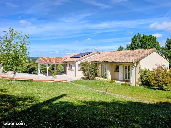 Maison 8 pièces 210 m²