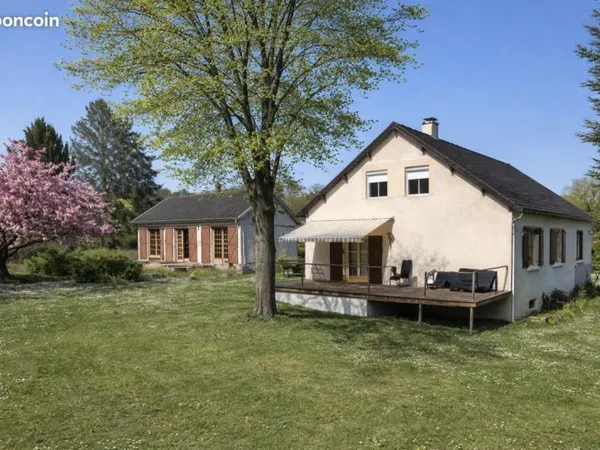 Maison 8 pièces 200 m²