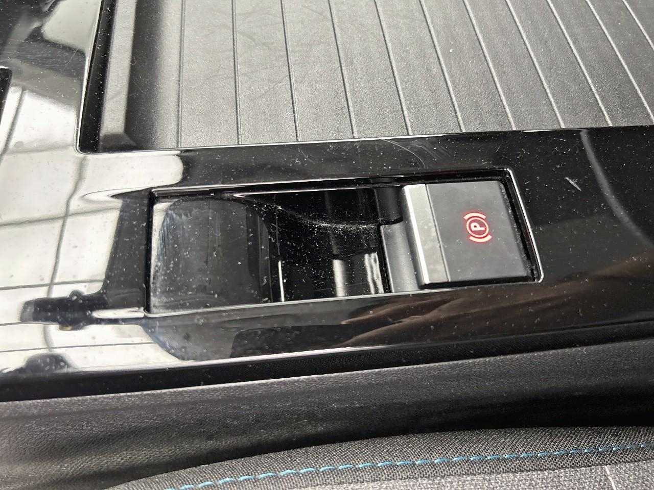 Citroën C4 bluehdi 130 eat8 plus — photo 18