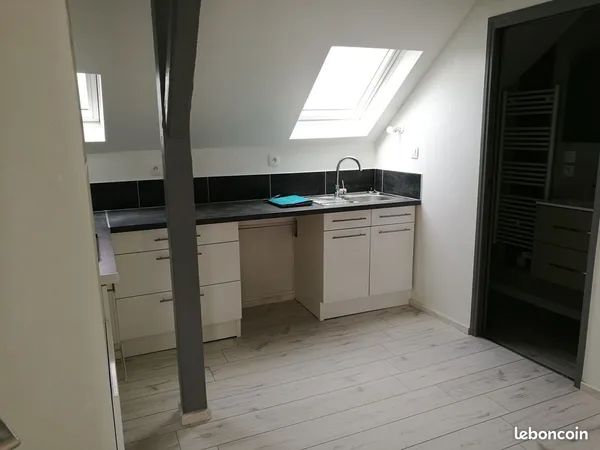 Loue appartement F2 Bis