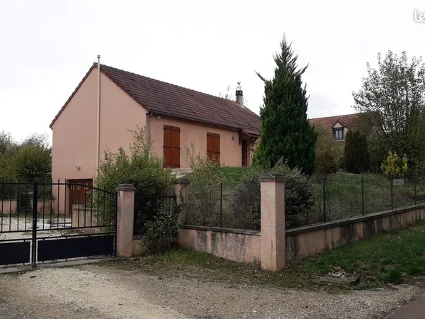 Maison individuelle à Beauvoir 89240