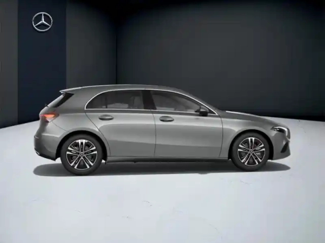 Mercedes Classe A 180 business line — photo 17