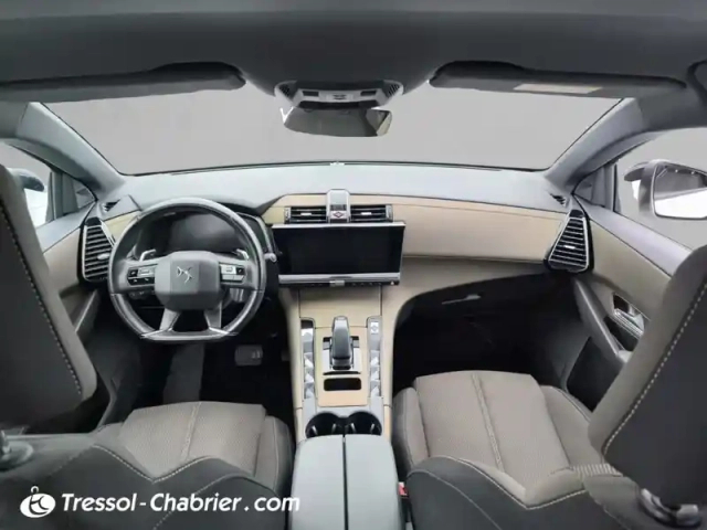 Ds Ds 7 ds7 crossback hybride e-tense 300 eat8 4x4 — photo 10