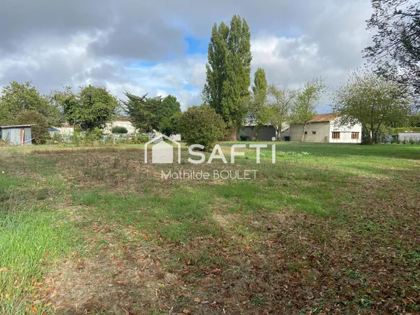 Terrain constructible non viabilisé