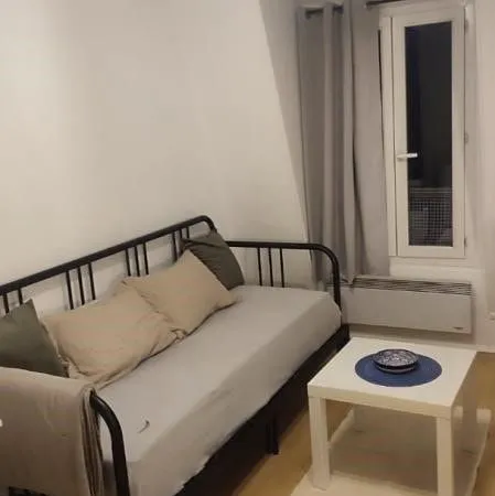 Studio 1 pièce 19 m²