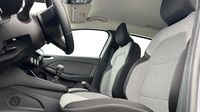 Renault Clio 1.5 Blue dCi 100ch Evolution - 24 — photo 9