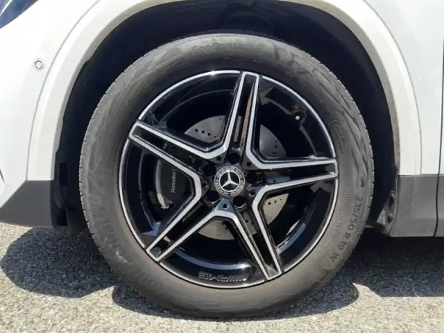 Mercedes Gla 200 d amg line — photo 10