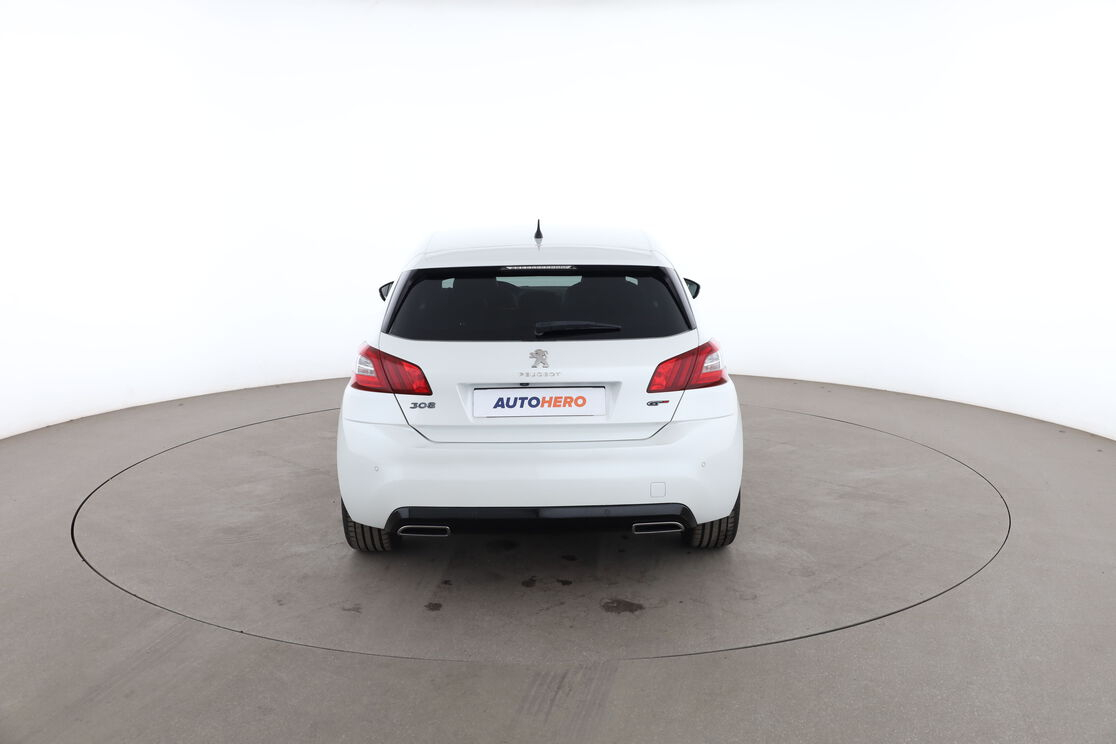 Peugeot 308 1.6 THP GT — photo 4
