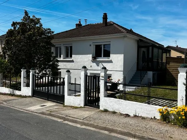 À Vendre Maison Individuelle