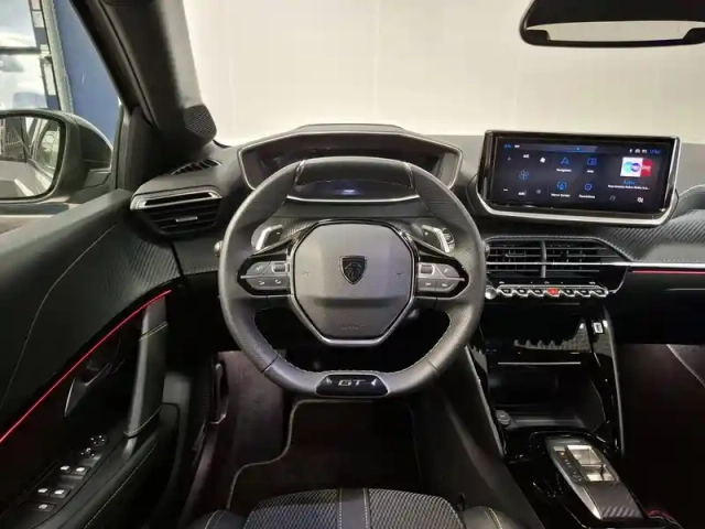 Peugeot 208 hybrid 110 e-dcs6 — photo 5