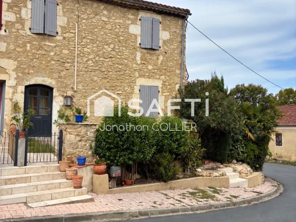 Maison avec cour