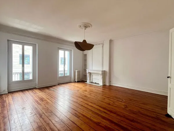 Appartement 5 pièces 85 m²