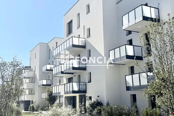 Studio 1 pièce 24 m²