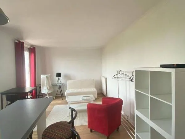 Studio 1 pièce 24 m²