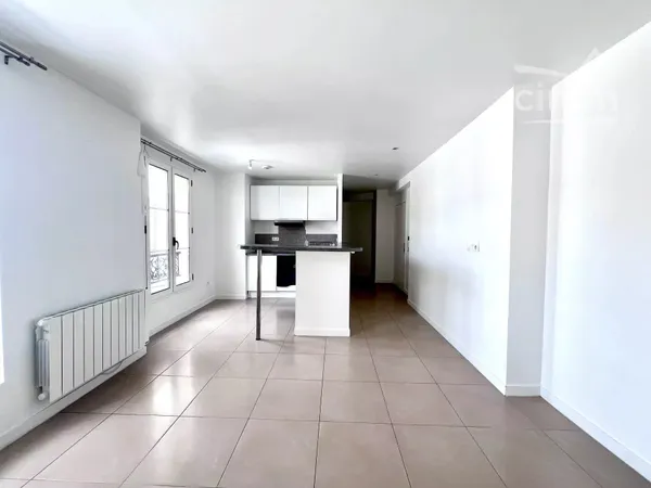 APPARTEMENT F3 A LOUER A CHANTILLY