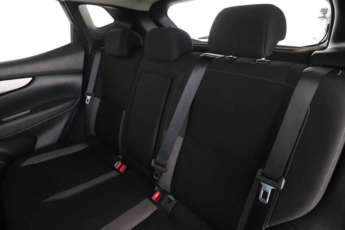 Nissan Qashqai 1.5 dCi Business Edition DCT7 — photo 13