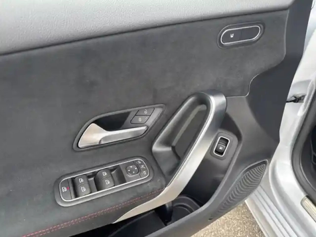 Mercedes Classe A 250 e hybrid eq amg line — photo 16