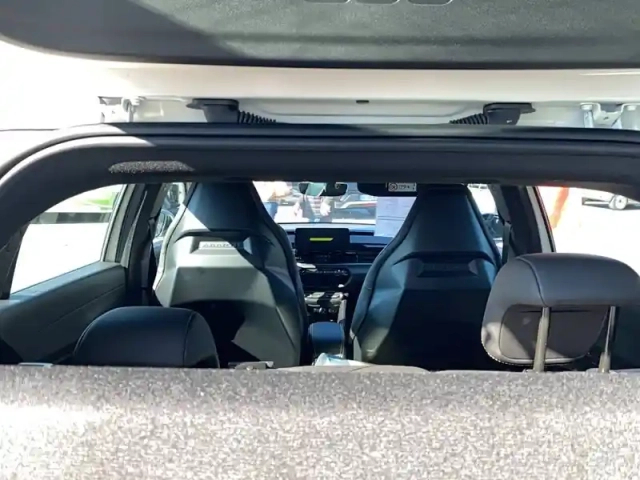 Abarth 600 e 240 ch — photo 62