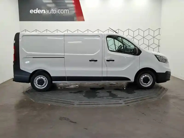 Renault Trafic fgn l2h1 3000 kg blue dci 130 — photo 6