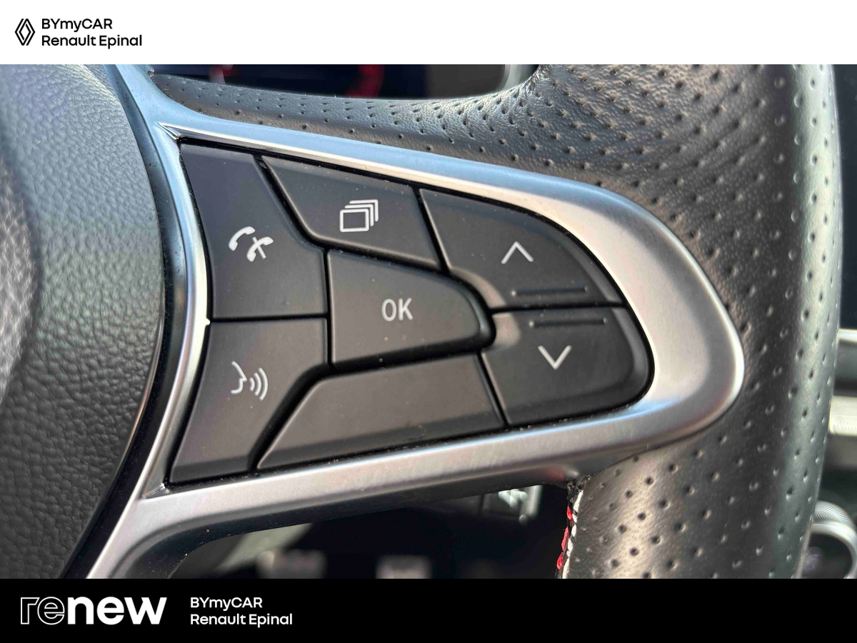Renault Clio TCe 140 — photo 19