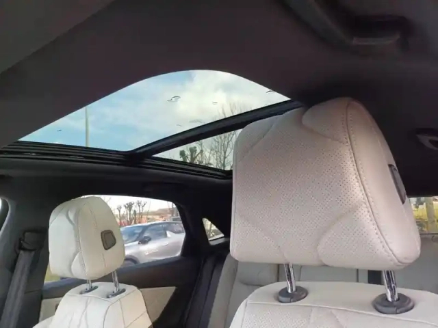Ds Ds 7 ds7 crossback hybride e-tense 300 eat8 4x4 — photo 51