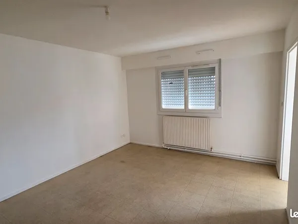 A vendre appartement F2 avec parking