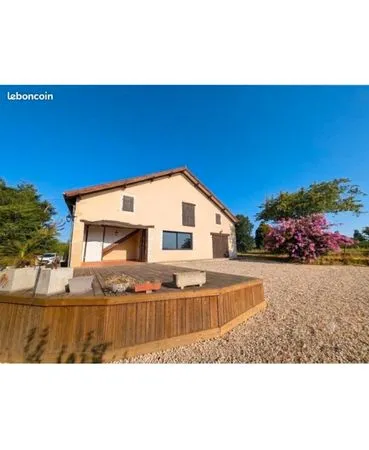 À VENDRE - Belle maison landaise de 150 m² avec piscine, grange de 100 m² et terrain arboré de 4 000