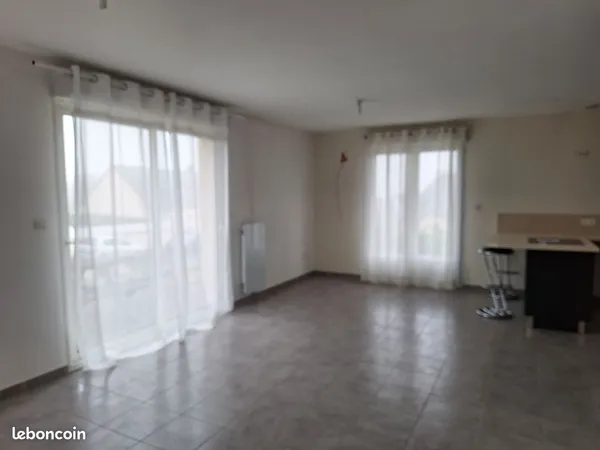 Location maison T4, jardin clos, Villers Bocage (14310)