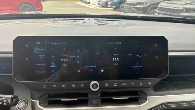 Jeep Compass 1.6 turbo t4 225 ch bvr7 e-hybrid plug-in 4x2 — photo 17