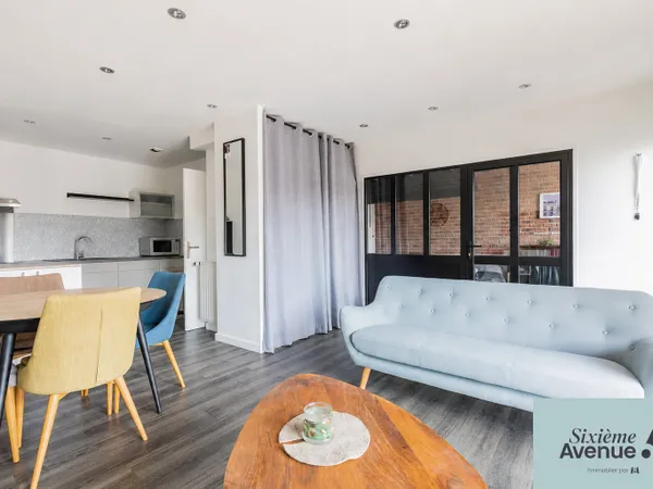 46M² centre ville - vendu meublé-parking-borne VE-aucun travaux