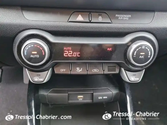 Kia Stonic 1.0 t-gdi 100 ch dct7 active — photo 13