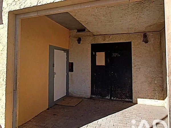 Box de stockage 150 m²