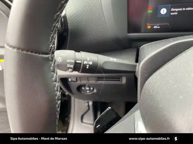 Citroën C4 hybride 136 e-dcs6 — photo 20