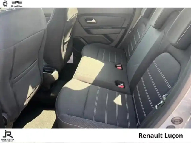 Dacia Duster 1.3 tce 150ch fap expression 4x2 edc — photo 4