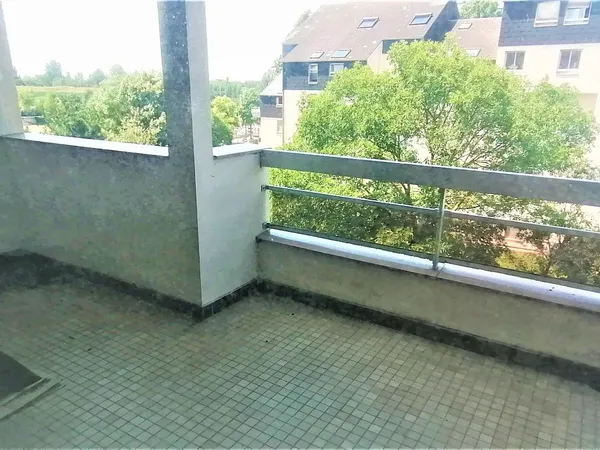 Très bel appartement 2 pièces sans vis à vis avec terrasse et emplacement de parking