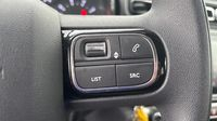 Citroen C3 1.2 PureTech 83ch S&S Shine — photo 16