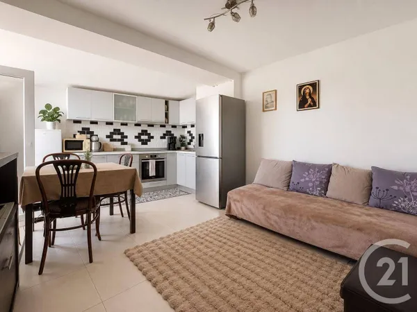 Appartement 3 pièces 44 m²