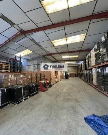 LOCAL D'ACTIVITE 430 m² SAINT JEAN DE VEDAS