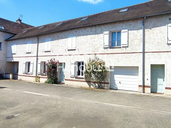 Grand F3 81.30 m², lumineux, proche centre ville