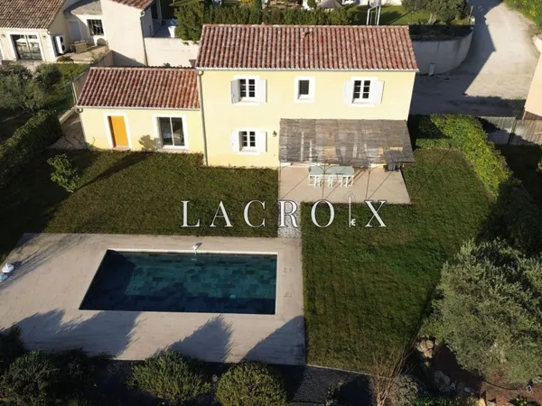 Maison 6 pièces 135 m²