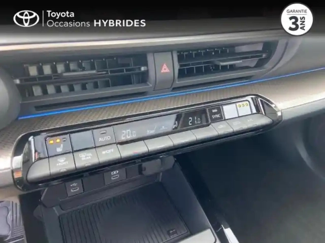 Toyota Prius rechargeable 2.0 hybride rechargeable 223ch design (sans toit panoramique) my26 — photo 15