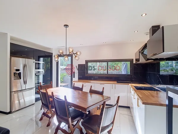 Maison mitoyenne 5 pièces 98 m²